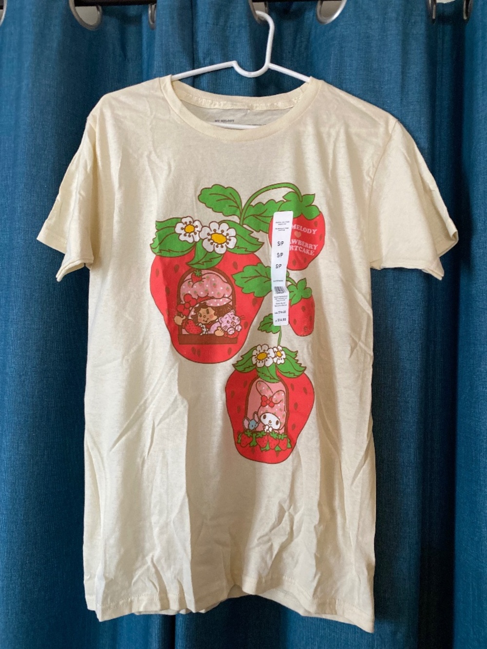 Strawberry Shortcake x My Melody NWT Size S 100% Cotton T-Shirt